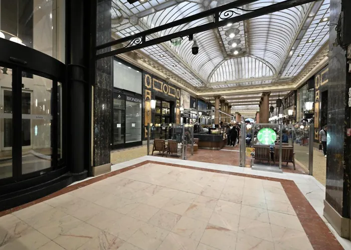 Stylish - Champs-elysees - Perfect